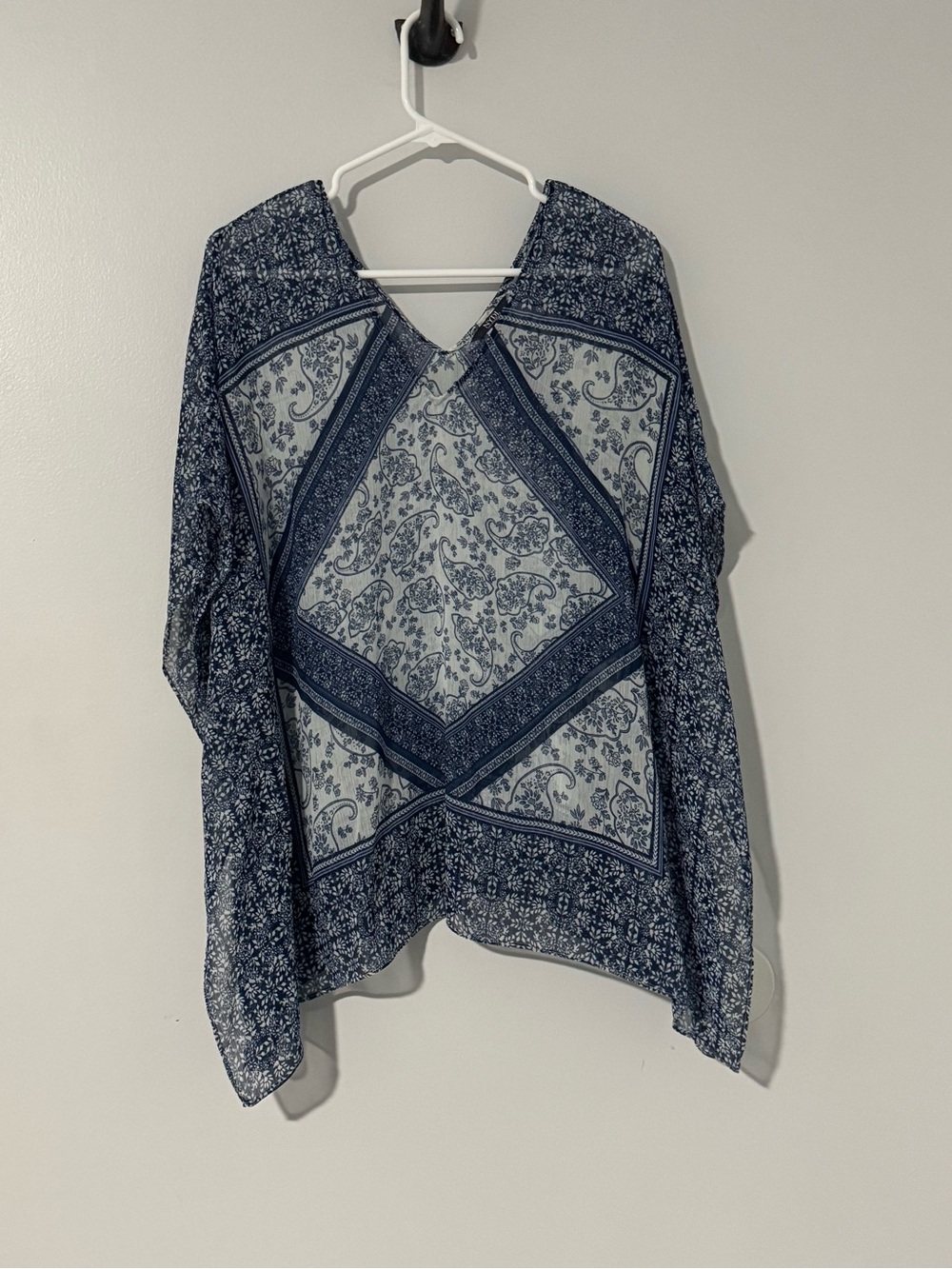 NYDJ Women’s Swim Cover Up Blue White Paisley L EUC
